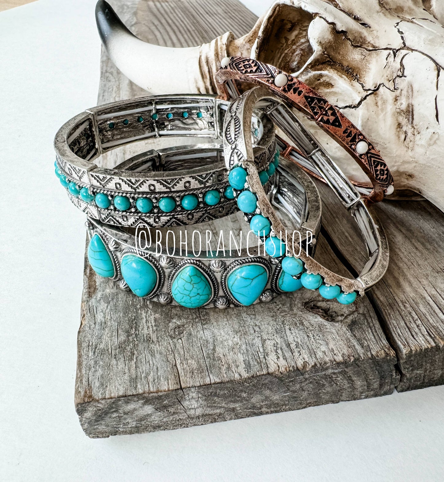 Western Texture with Bead Stretch Bracelet