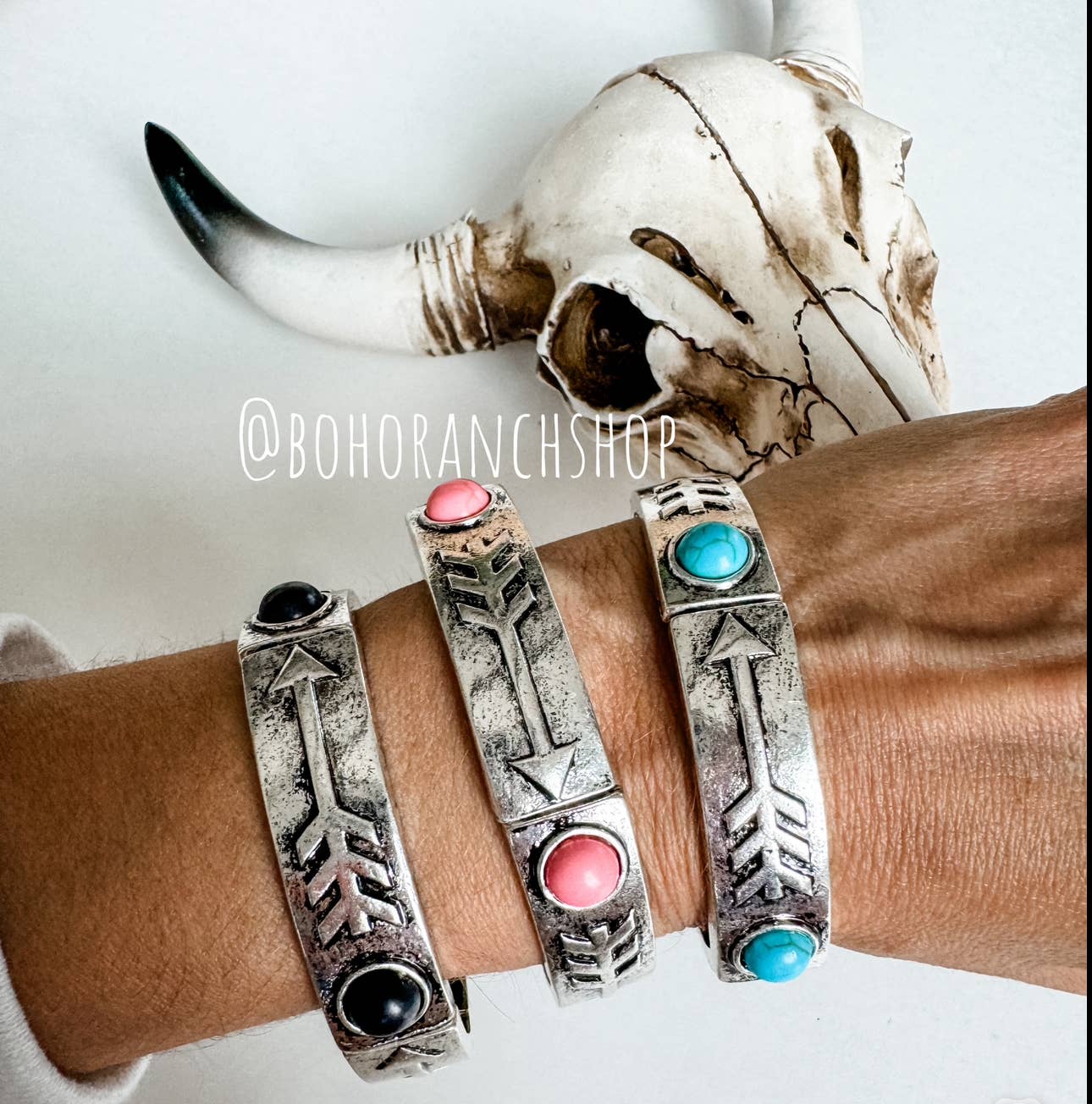 Western Arrow Stackable Stretch Bracelet 